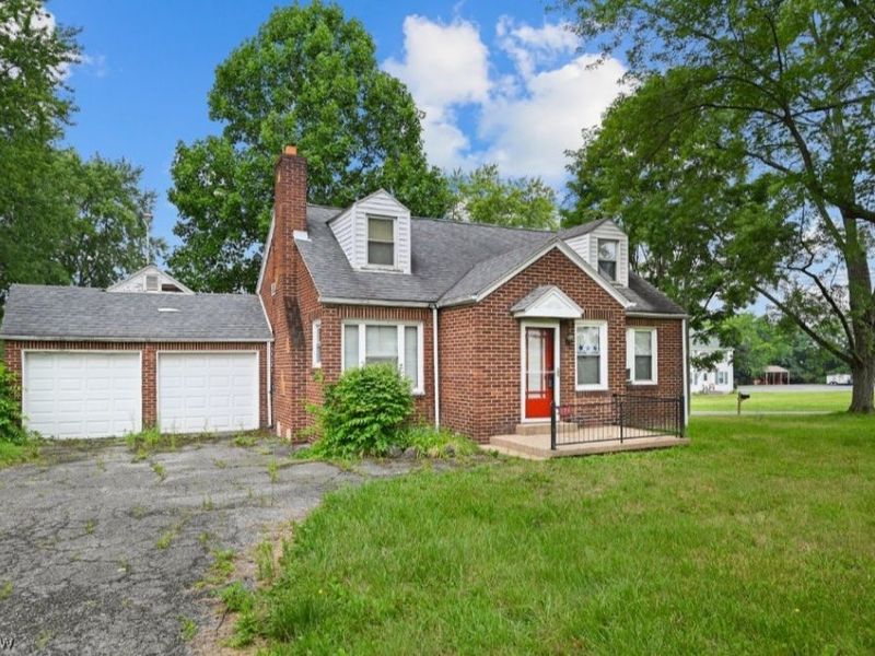 374 Niles Cortland Road SE, Warren, OH 44484 Photo 3