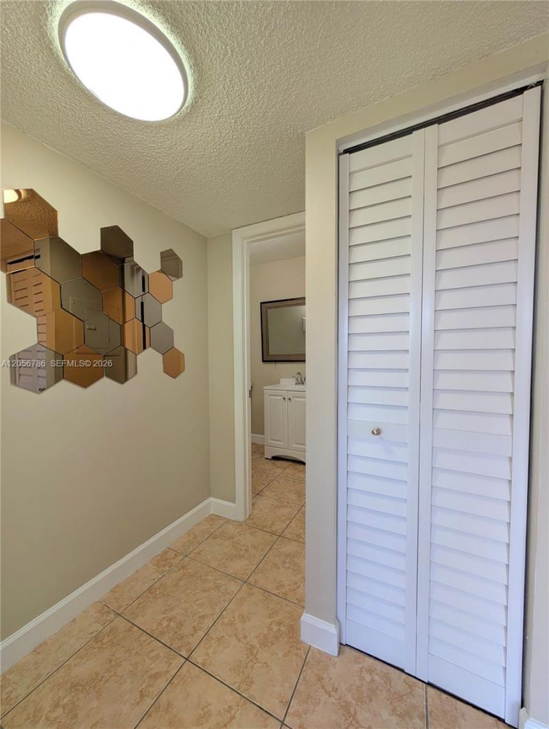10765 SW 108th Ave , Unit 303, Miami, FL 33176 Photo