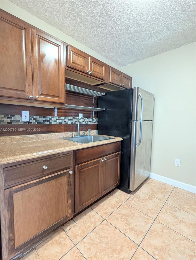 10765 SW 108th Ave , Unit 303, Miami, FL 33176 Photo