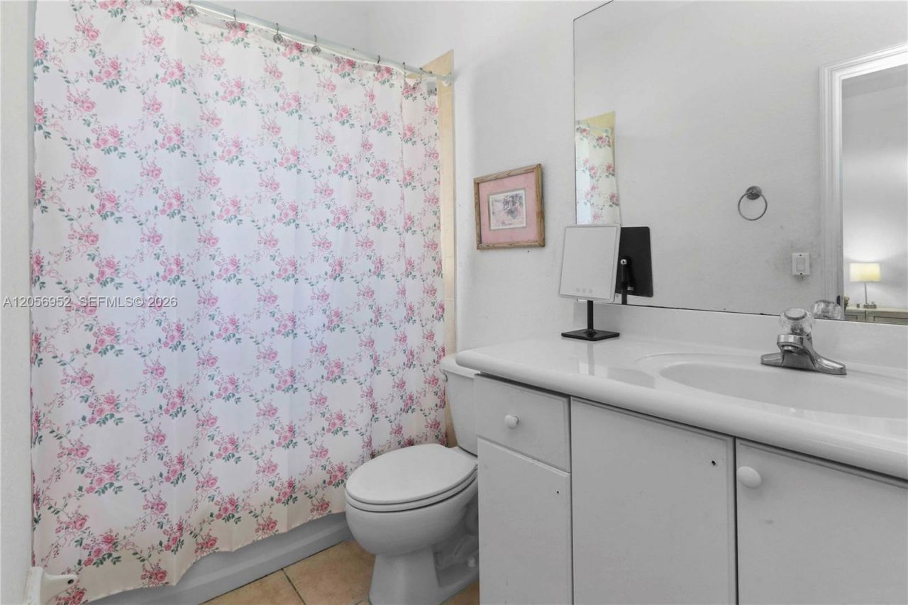8242 NW 107th Ct , Unit 8-12, Doral, FL 33178 Photo