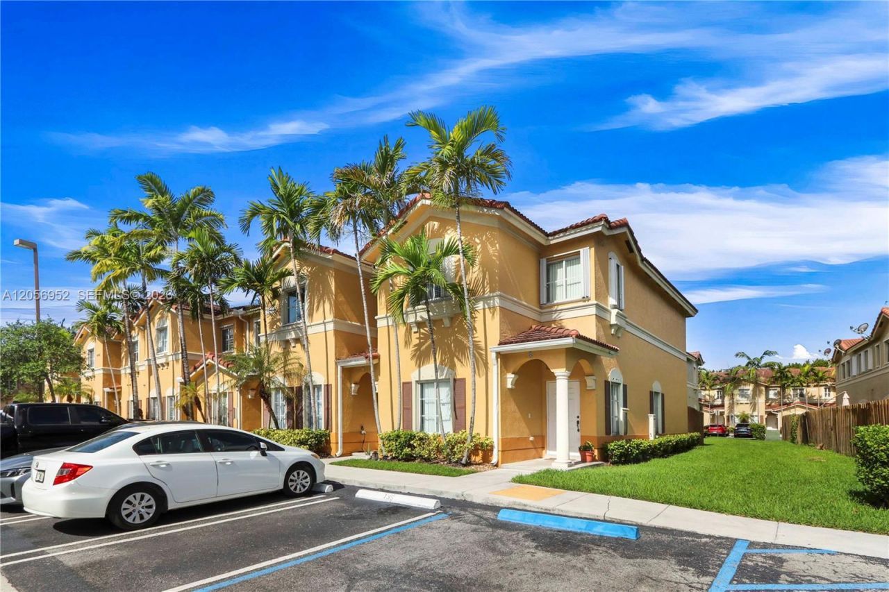 8242 NW 107th Ct , Unit 8-12, Doral, FL 33178 Photo