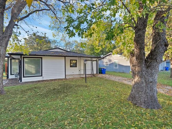 809 Hackamore Street , White Settlement, TX 76108