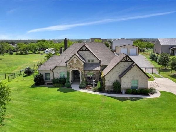 140 Lucky Ridge Lane , Boyd, TX 76023