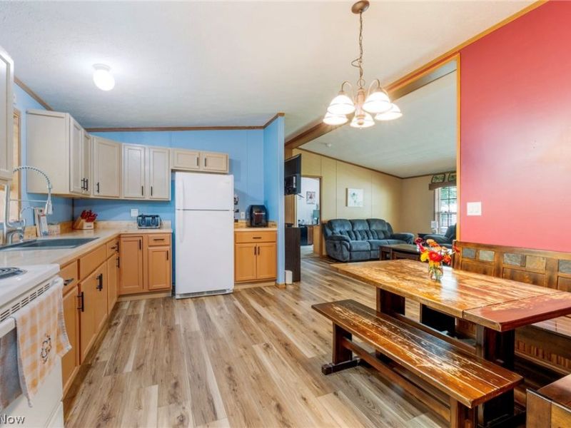 3306 Sycamore Drive, New Waterford, OH 44445 Photo 14
