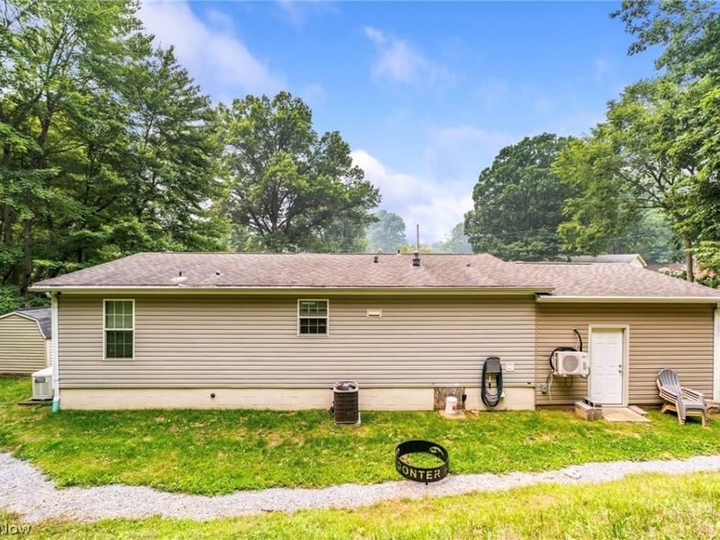 3306 Sycamore Drive, New Waterford, OH 44445 Photo 28