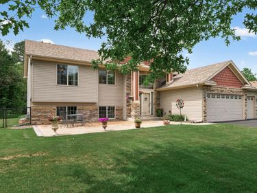 878 Kelly Street, Lino Lakes, MN 55014