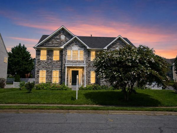 800 AZTEC DRIVE, FREDERICK, MD 21701