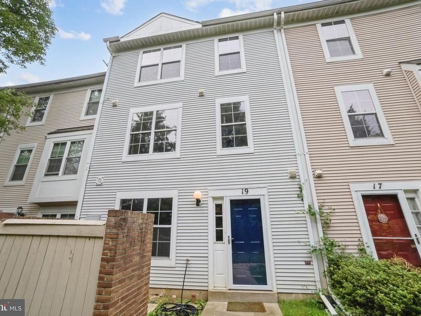 19 Harbor Tree , Gaithersburg, MD 20886 Main Photo