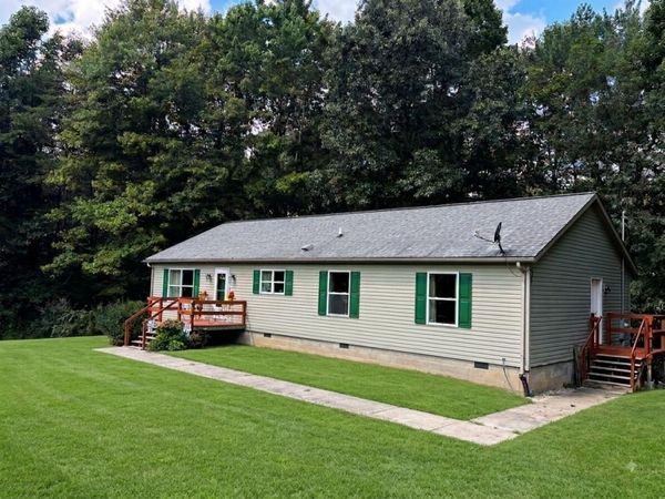 39088 Mcdaniel Road, Nelsonville, OH 45764