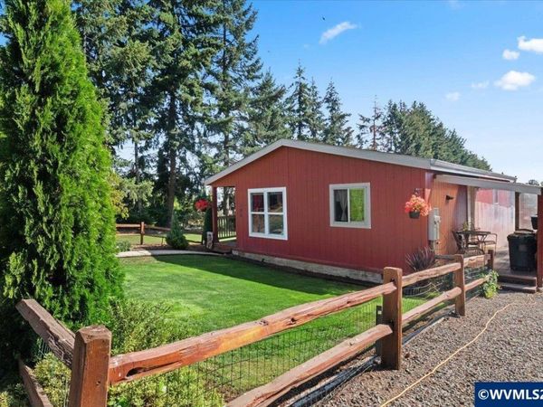 1960 SE Uglow Av, Dallas, OR 97338