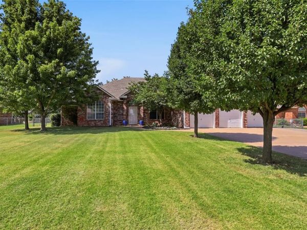 1009 Driver Lane, Edmond, OK 73025