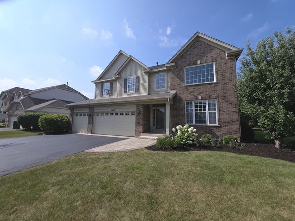 26428 Rustling Birch Way , Plainfield, IL 60585