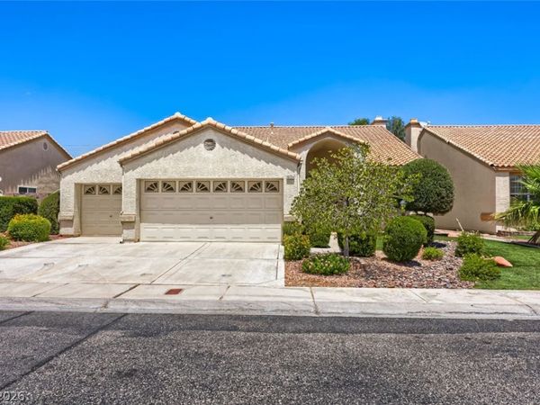 6224 Pride Lane, Las Vegas, NV 89103