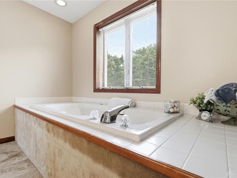 3468 Fairwood Drive, Beavercreek, OH 45432 Photo 55