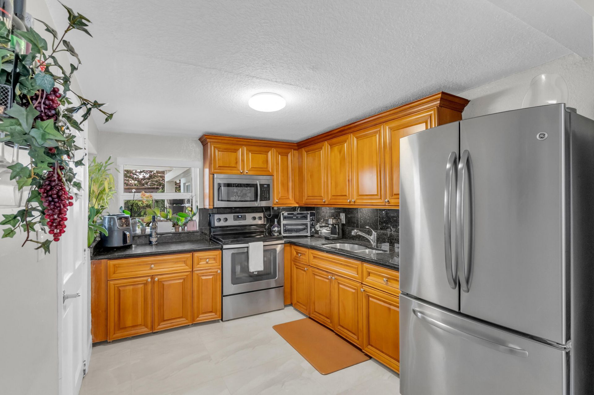 6350 SW 32nd Street, Miami, FL 33155 Photo