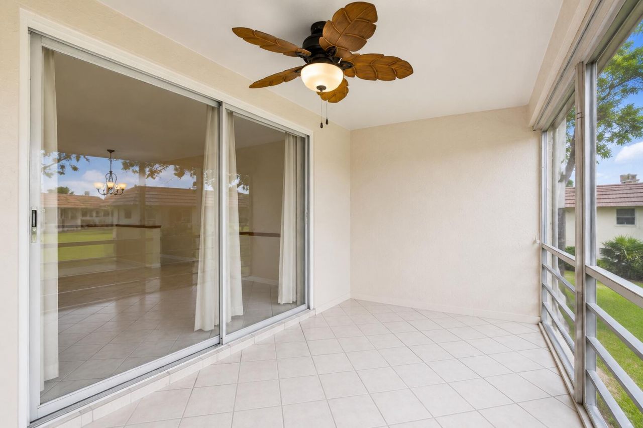 12027 Greenway Circle S, Unit 204, Royal Palm Beach, FL 33411 Photo