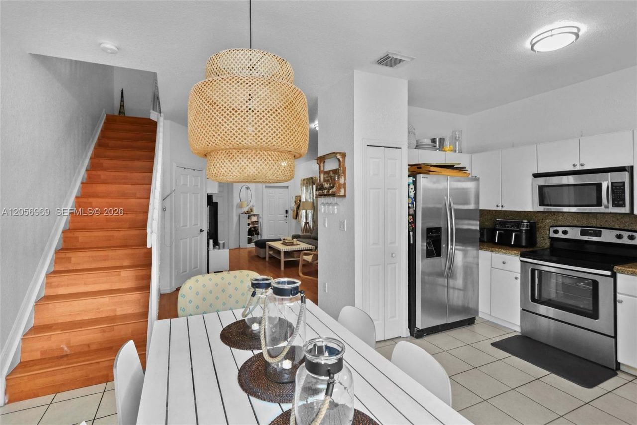 10720 NW 82nd Ter , Unit 1-8, Doral, FL 33178 Photo