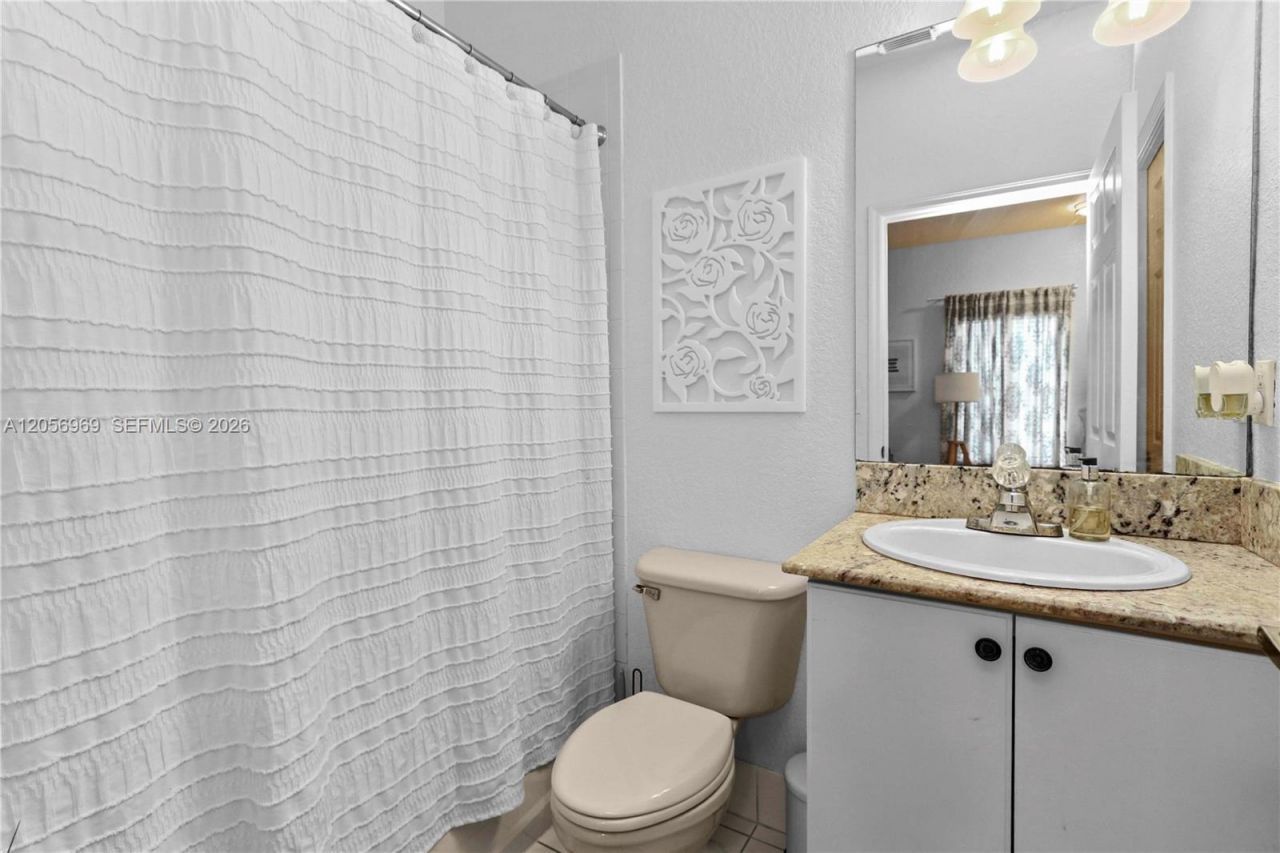 10720 NW 82nd Ter , Unit 1-8, Doral, FL 33178 Photo