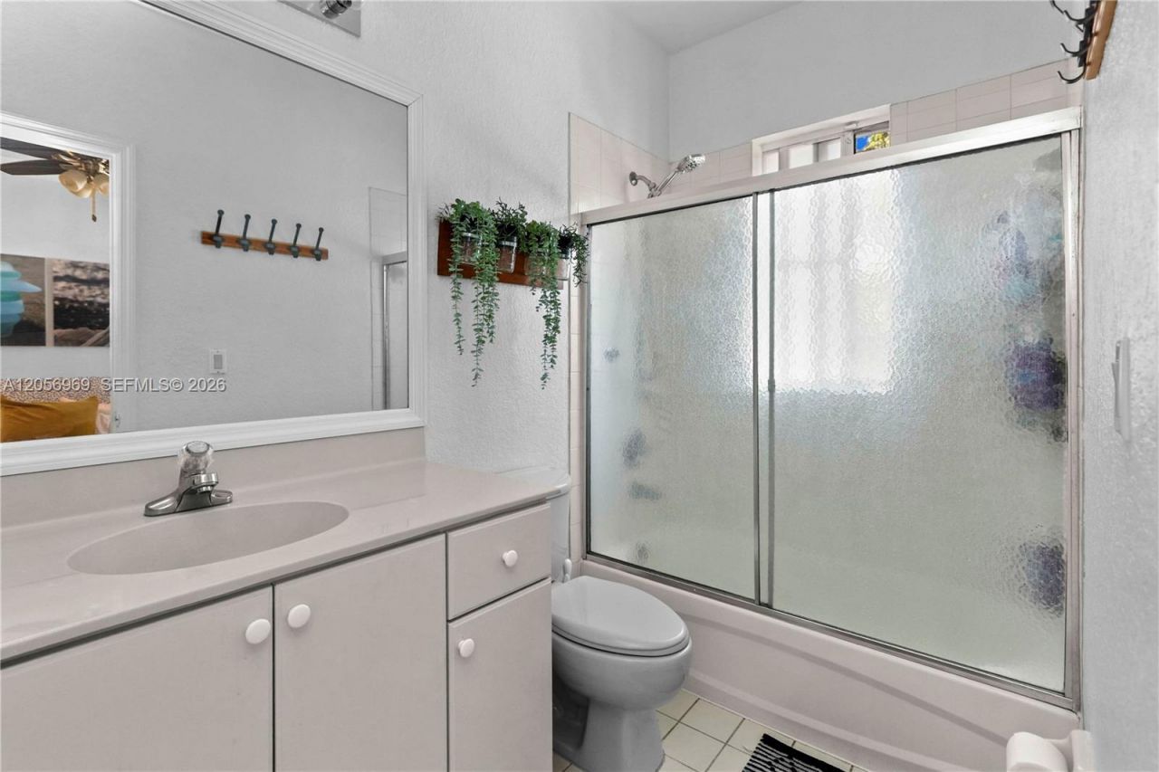 10720 NW 82nd Ter , Unit 1-8, Doral, FL 33178 Photo