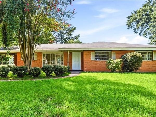 5124 CRESTWOOD Drive, Alexandria, LA 71301