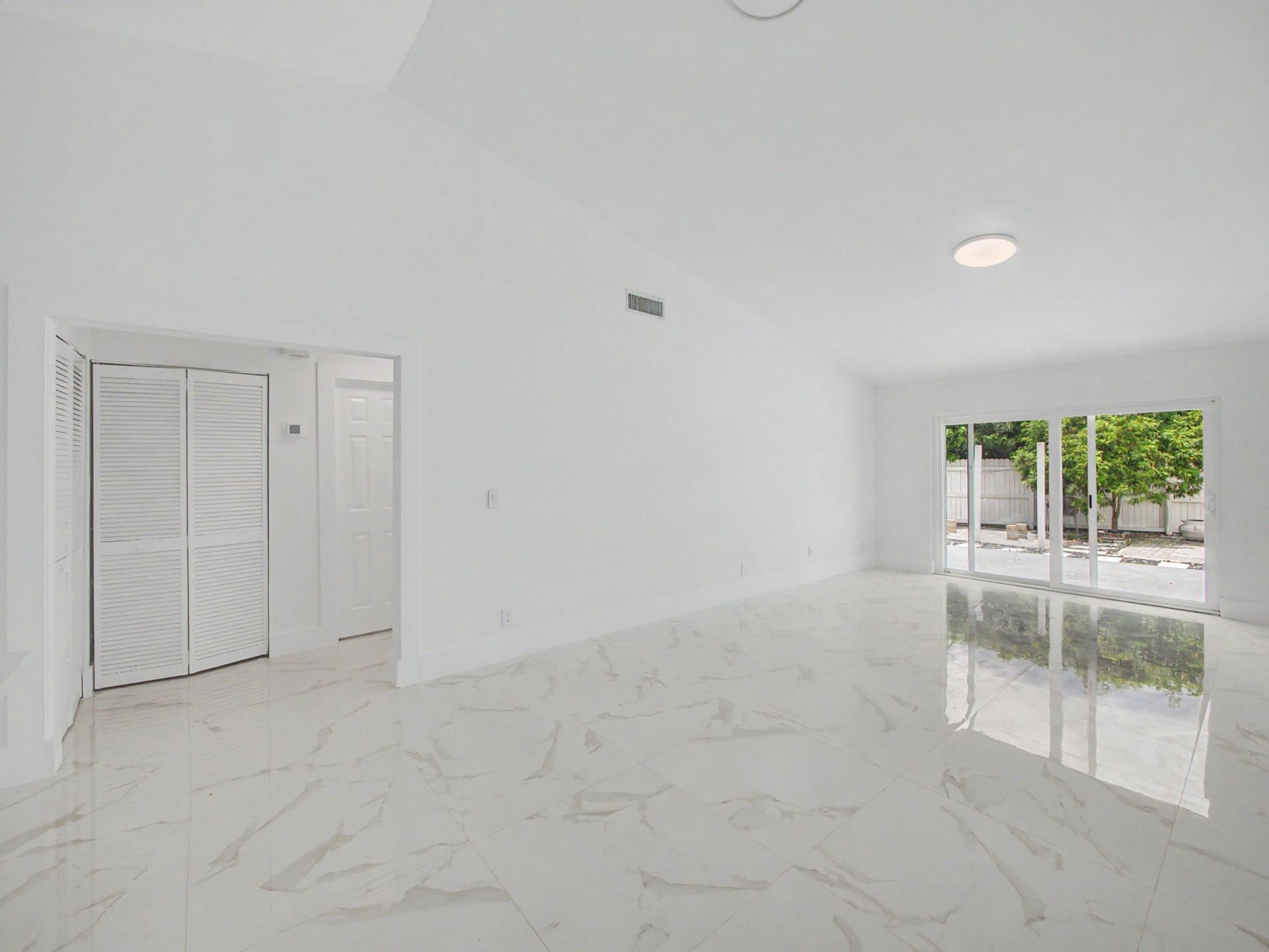 8464 Lake Worth Court, Wellington, FL 33467 Photo