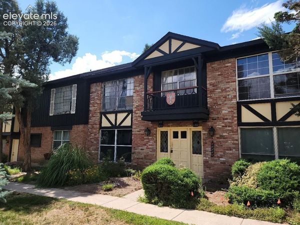 2902 Airport Road, Unit 131, Colorado Springs, CO 80910