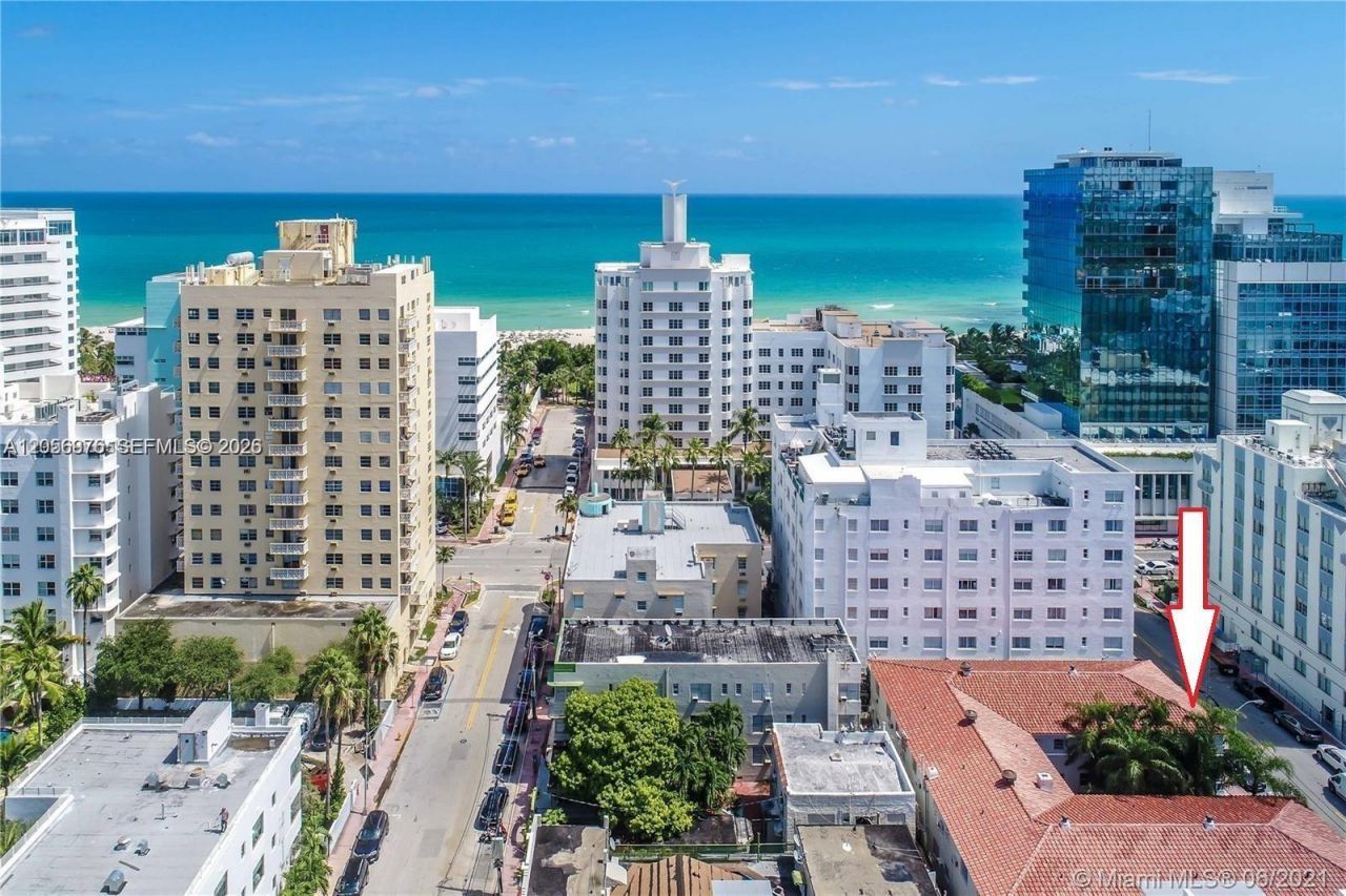 215 30th St, Unit 1, Miami Beach, FL 33140 Photo