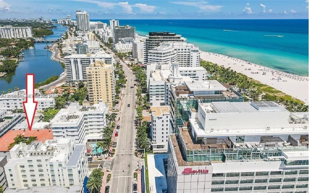 215 30th St, Unit 1, Miami Beach, FL 33140 Photo