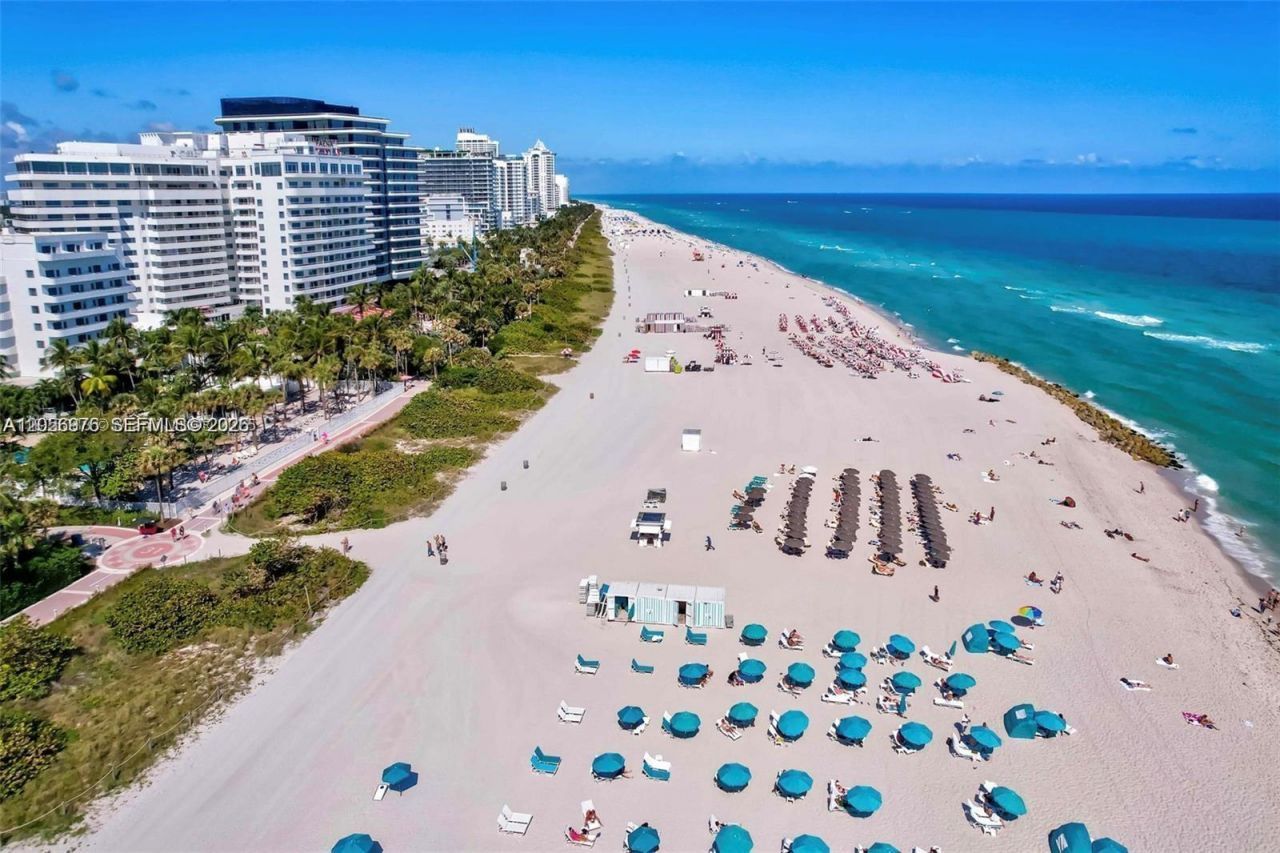215 30th St, Unit 1, Miami Beach, FL 33140 Photo