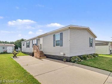 8516 Michael Drive , Frenchtown Twp, MI 48166