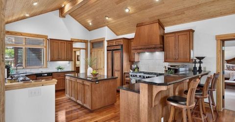 2211 Silver Fox Court, Truckee, CA 96161 Photo