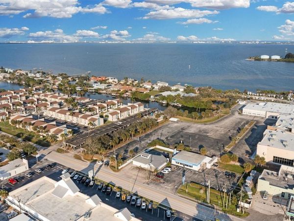 150 N Banana River Dr , Merritt Island, FL 32952