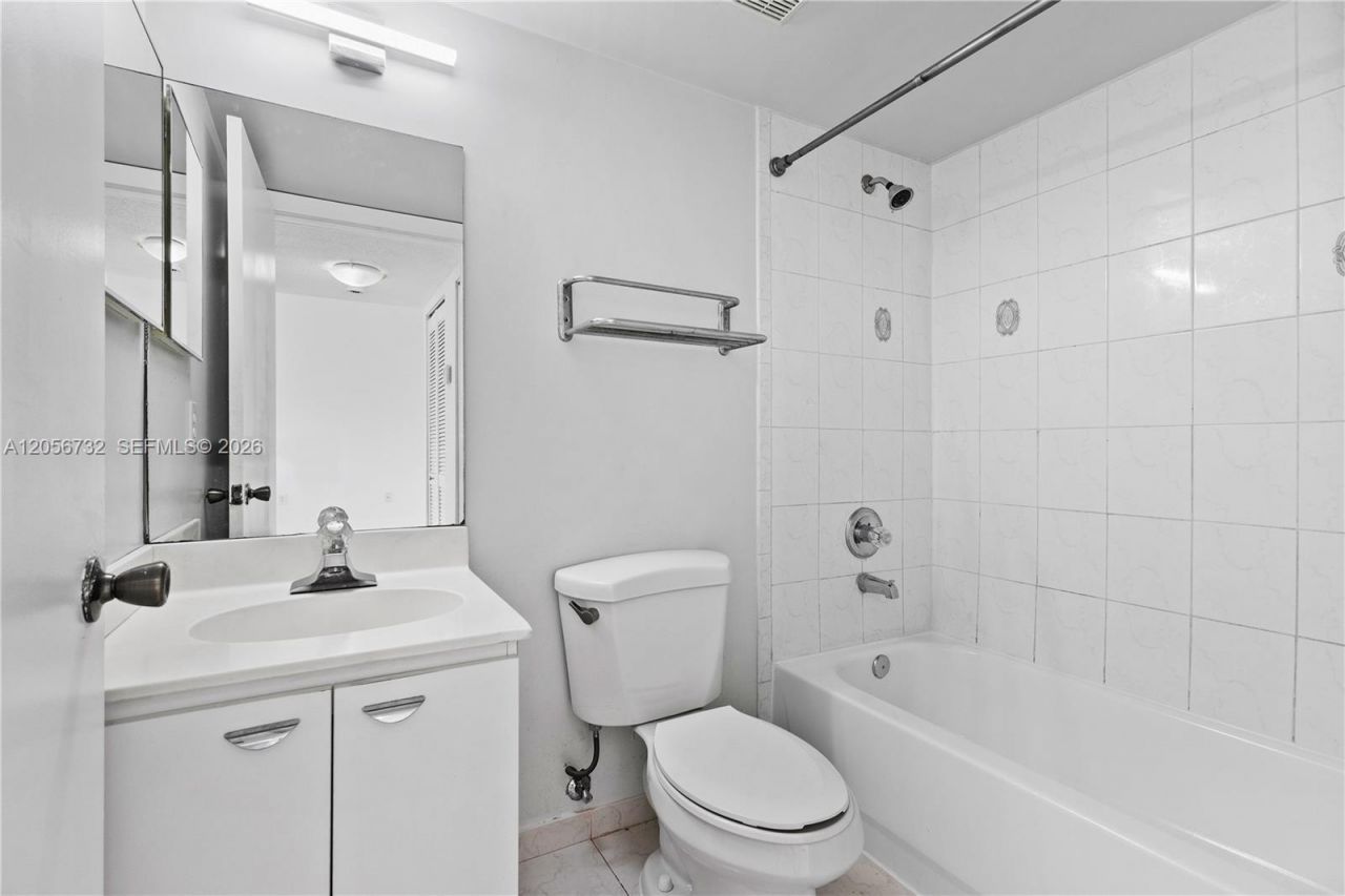 13165 SW 64th Ter, Unit 1008, Miami, FL 33183 Photo