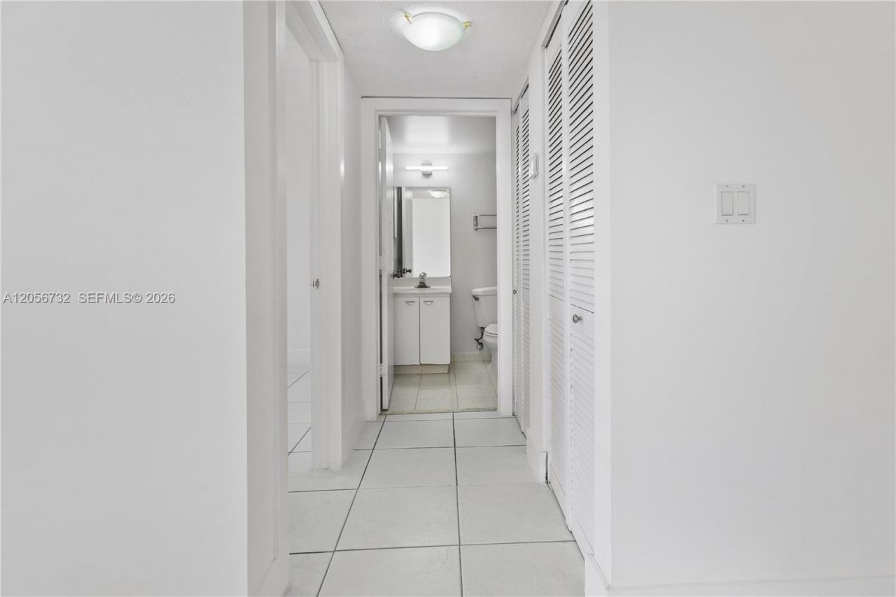 13165 SW 64th Ter, Unit 1008, Miami, FL 33183 Photo