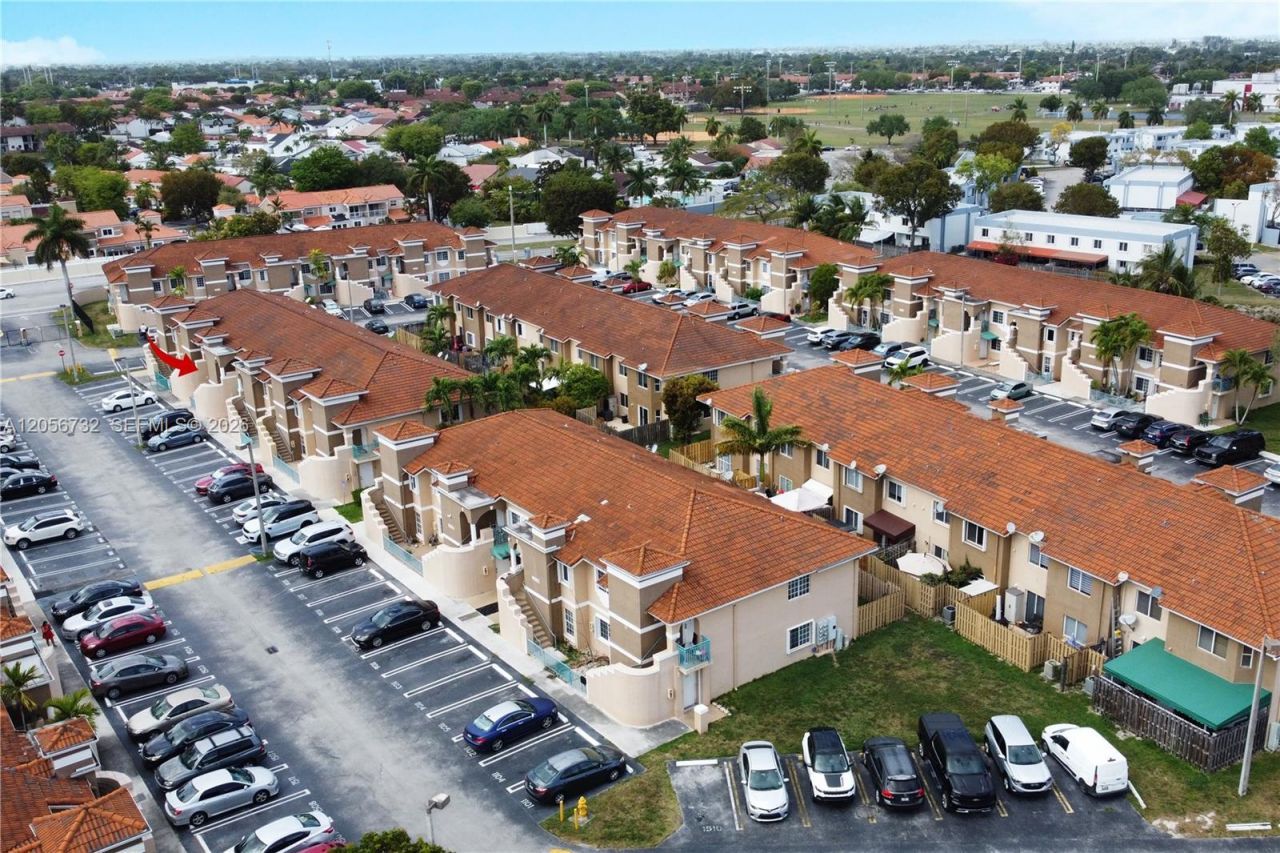 13165 SW 64th Ter, Unit 1008, Miami, FL 33183 Photo