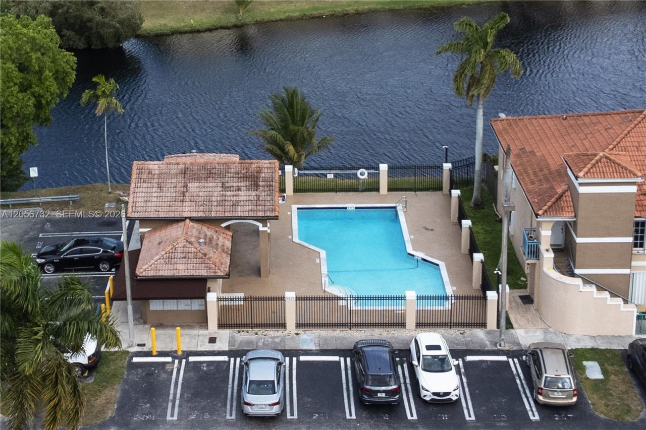13165 SW 64th Ter, Unit 1008, Miami, FL 33183 Photo