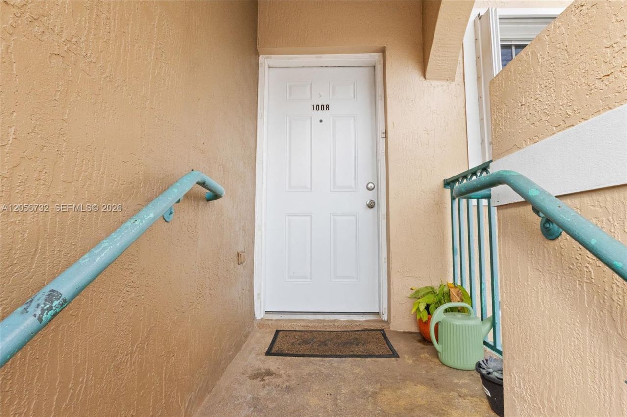 13165 SW 64th Ter, Unit 1008, Miami, FL 33183 Photo