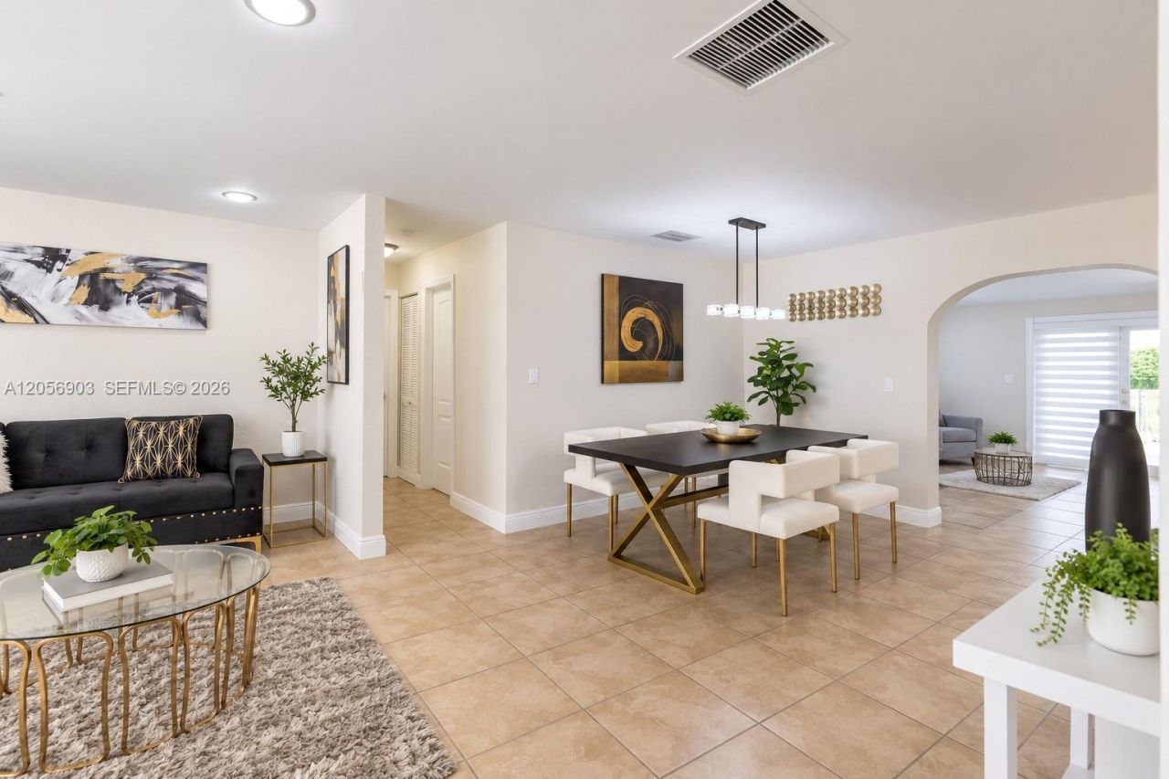 25305 SW 124 Ct , Homestead, FL 33032 Photo