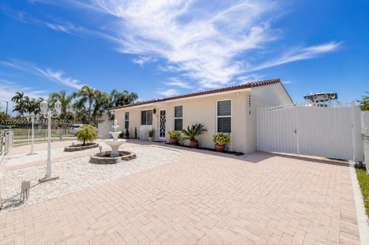 25305 SW 124 Ct , Homestead, FL 33032 Photo
