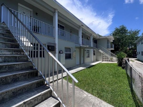 121 NE 80 TER , Unit 8, Miami, FL 33138