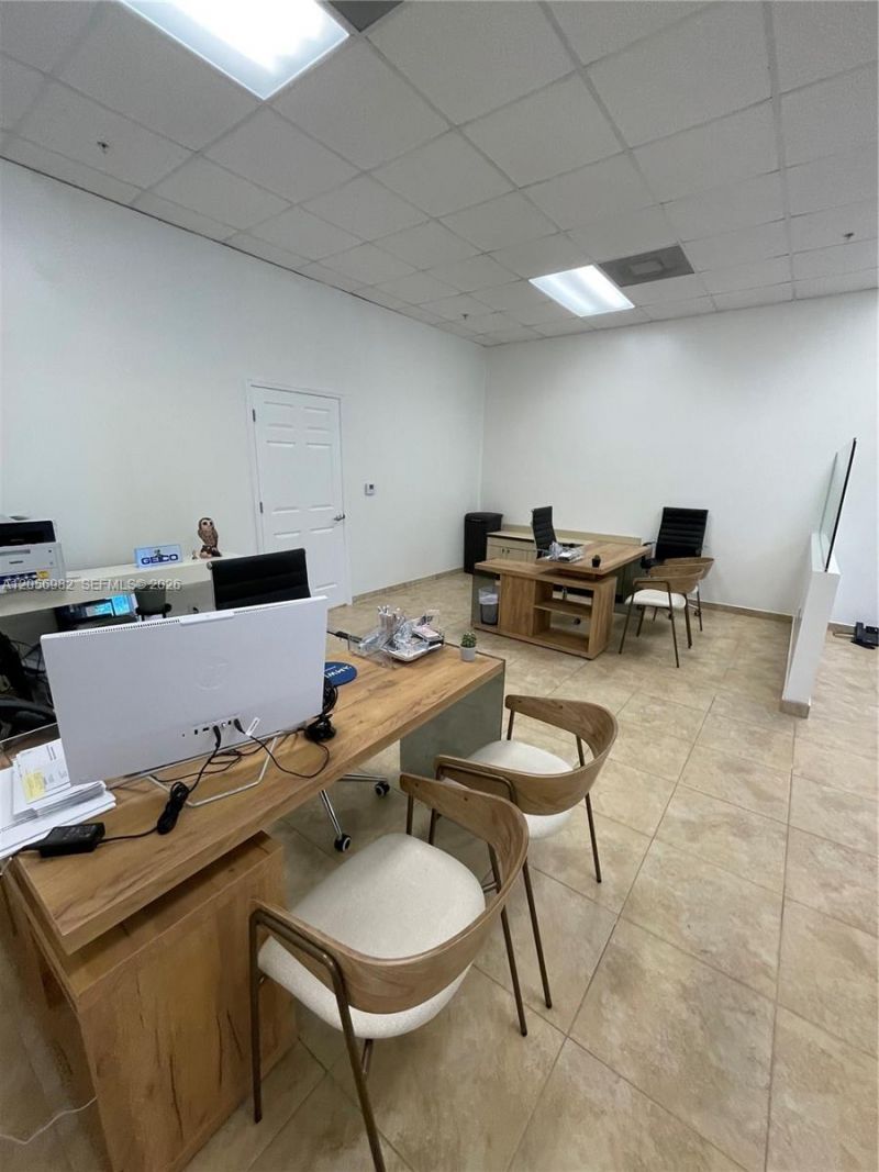 951 Sansburys Way , Unit 202, West Palm Beach, FL 33411 Photo