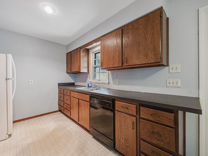 39 Lowell Road, Columbus, OH 43209 Photo 11