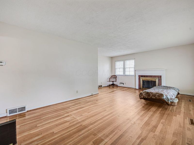 39 Lowell Road, Columbus, OH 43209 Photo 8