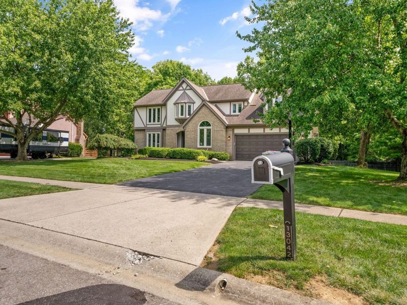 13042 Heatherstone Circle, Pickerington, OH 43147 Photo 1