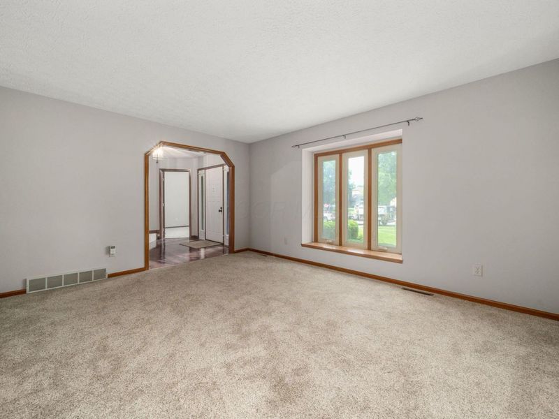 13042 Heatherstone Circle, Pickerington, OH 43147 Photo 13
