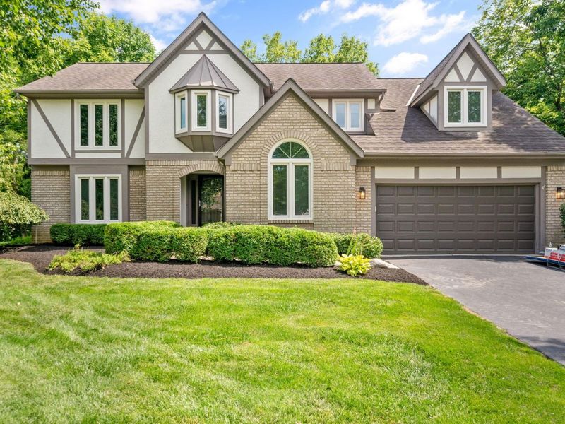 13042 Heatherstone Circle, Pickerington, OH 43147 Photo 2
