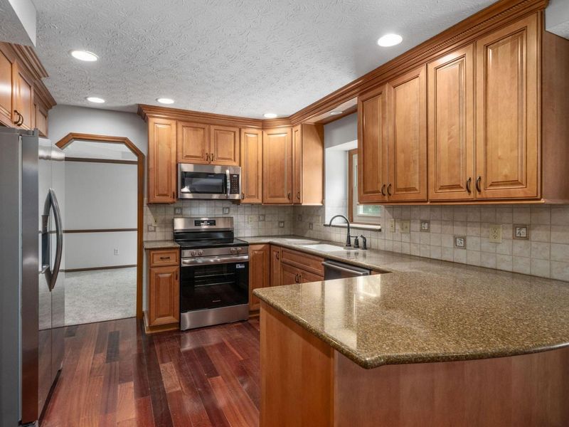 13042 Heatherstone Circle, Pickerington, OH 43147 Photo 21