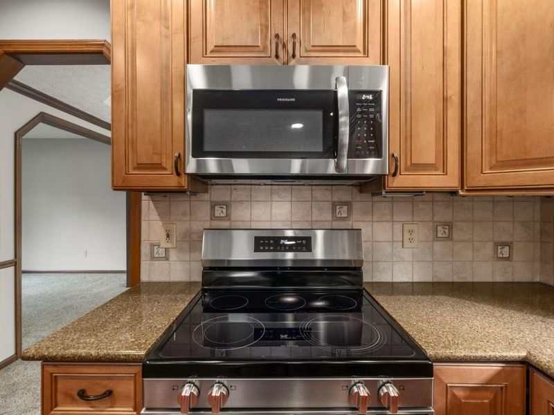 13042 Heatherstone Circle, Pickerington, OH 43147 Photo 27