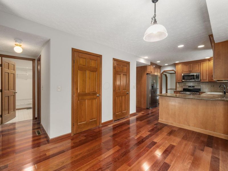 13042 Heatherstone Circle, Pickerington, OH 43147 Photo 32