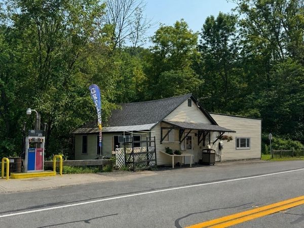 101 River Street, Conway, MA 01341